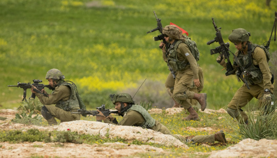 هدفان رئيسيان ... ما وراء الدفع بـ"لواء كفير" الإسرائيلي في حرب غزة؟