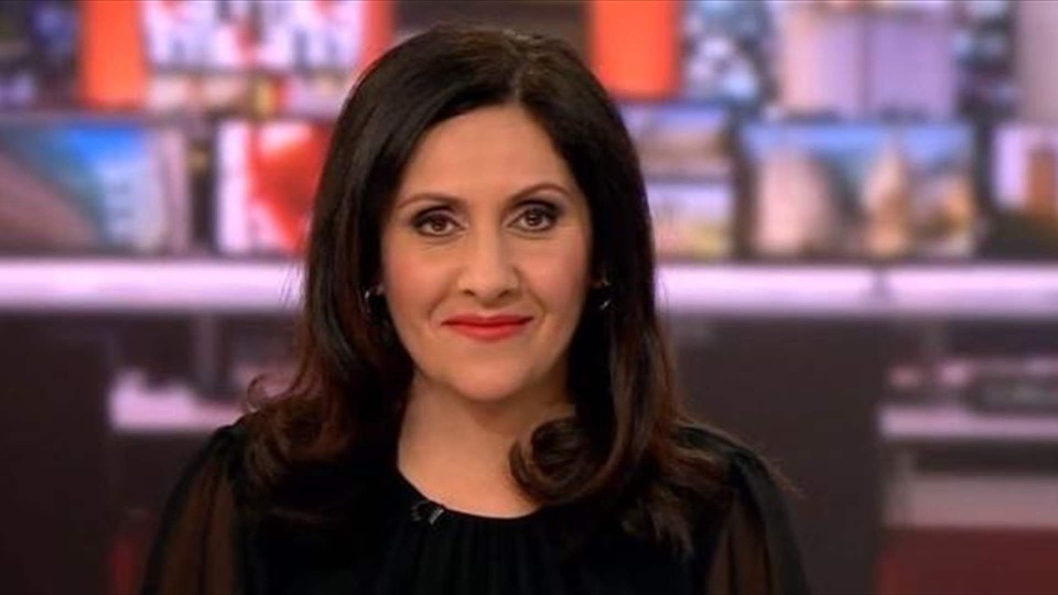 بالفيديو: مراسلة" BBC" تثير الانتقادات بسبب حركة غير مألوفة في البث المباشر