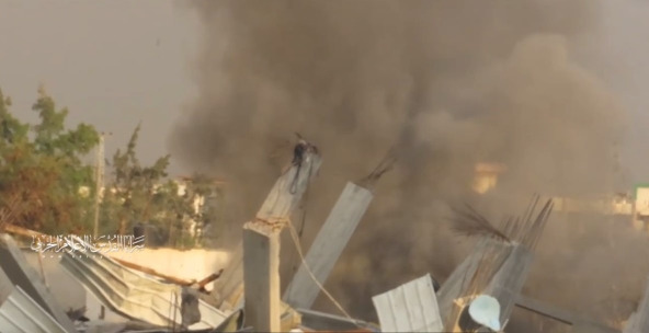 بالفيديو - لحظة تفجير عبوة ثاقب "برميلية" بقوة اسرائيلية شرق حي الشجاعية