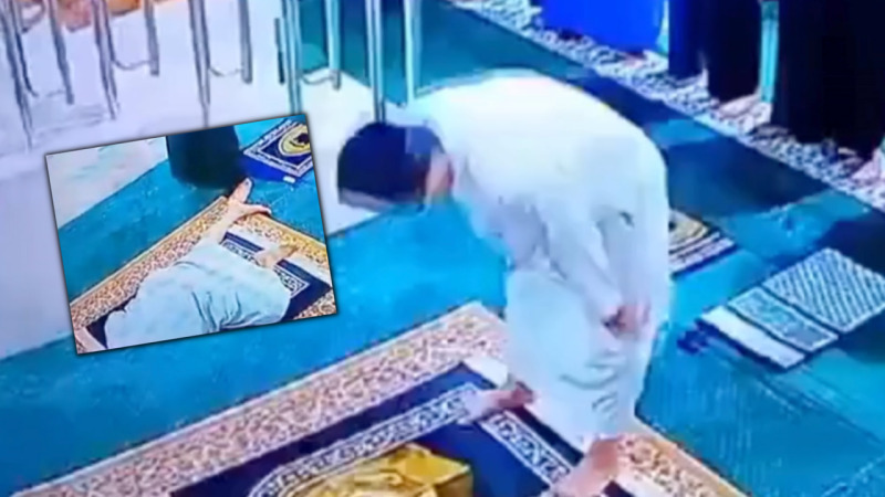 بالفيديو - وفاة إمام مسجد أثناء الصلاة!