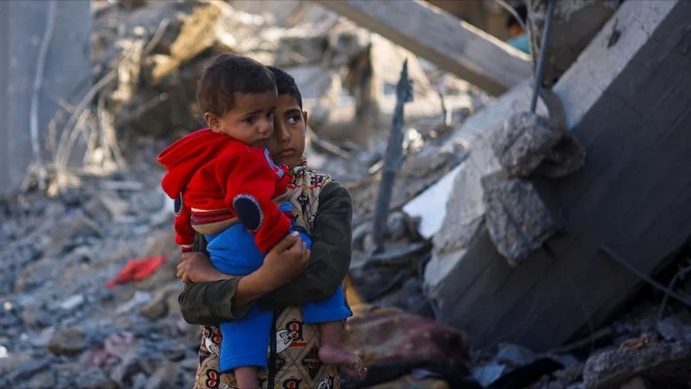 الحرب "طويلة" على غزة.. والتصعيد يطال كل الجبهات