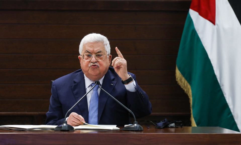 الرئيس عباس يصدر قرارا بتعيين القاضي محمد عبد الغني العويوي رئيسا للمحكمة العليا