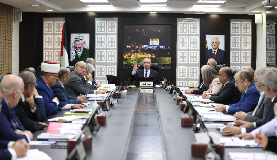 مجلس الوزراء الفلسطيني: لا نقبل أي وجود أجنبي مهما كانت جنسيته على أرض غزة