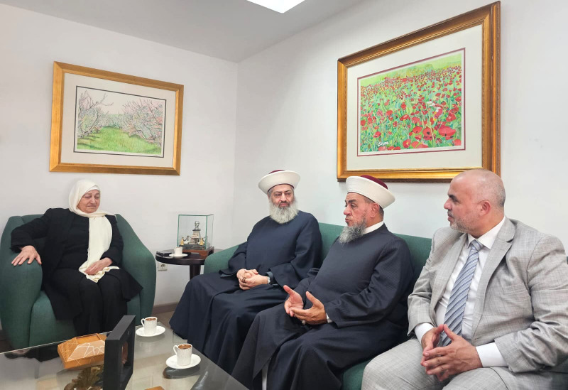 بهية الحريري تستقبل مفتي عكار الشيخ زيد زكريا على رأس وفد