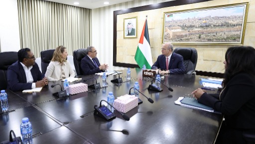 رئيس الوزراء الفلسطيني د. مصطفى يبحث مع المنسق الأممي الجديد في فلسطين آخر المستجدات ومضاعفة جهود الإغاثة