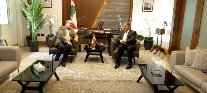 اللواء ابراهيم يبحث آخر التطورات في لبنان وغزة مع السفير النرويجي