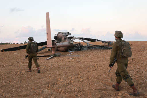صور لطائرة “يسعور” العسكرية الإسرائيلية التي دمرتها كتائب القسام