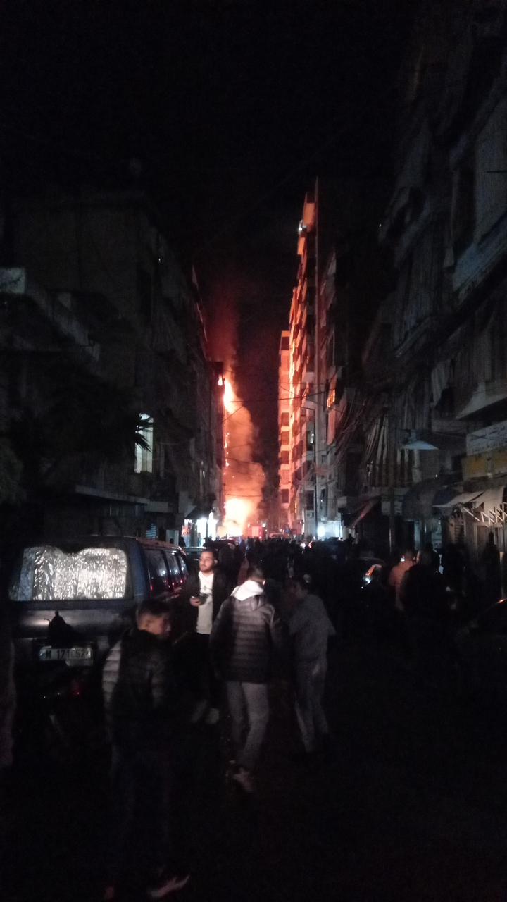 بالفيديو - حريق كبير داخل شقة سكنية في الشياح!