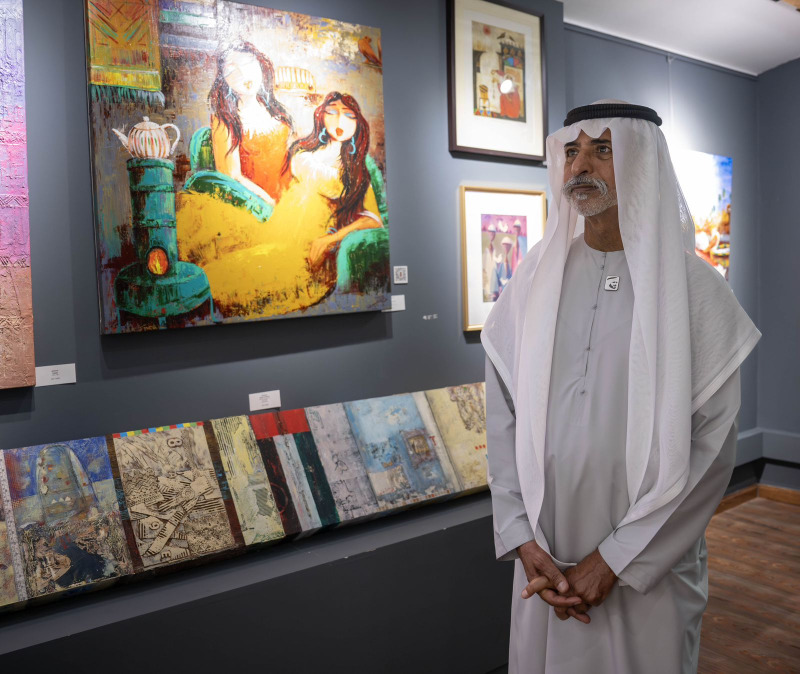 الشيخ نهيان بن مبارك آل نهيان يفتتح معرض "بدايات" بمشاركة 100 فنان تشكيلي