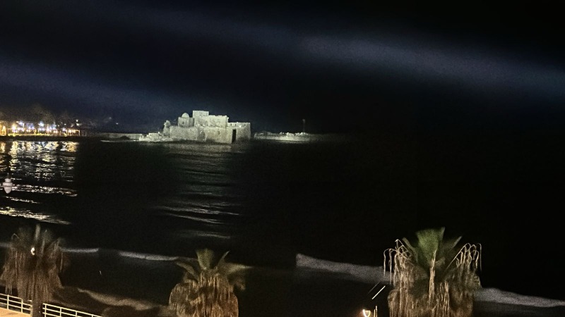 قلعة و"زيرة" صيدا تزيّنتا بالأنوار في شهر رمضان بمبادرة سامي البقاعي