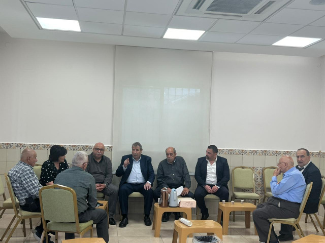 الرئاسية العليا لشؤون الكنائس في فلسطين تلتقي كهنة وممثلي الكنائس والجمعيات الارثوذكسية في بيت جالا