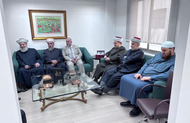 بهية الحريري تستقبل مفتي عكار الشيخ زيد زكريا على رأس وفد