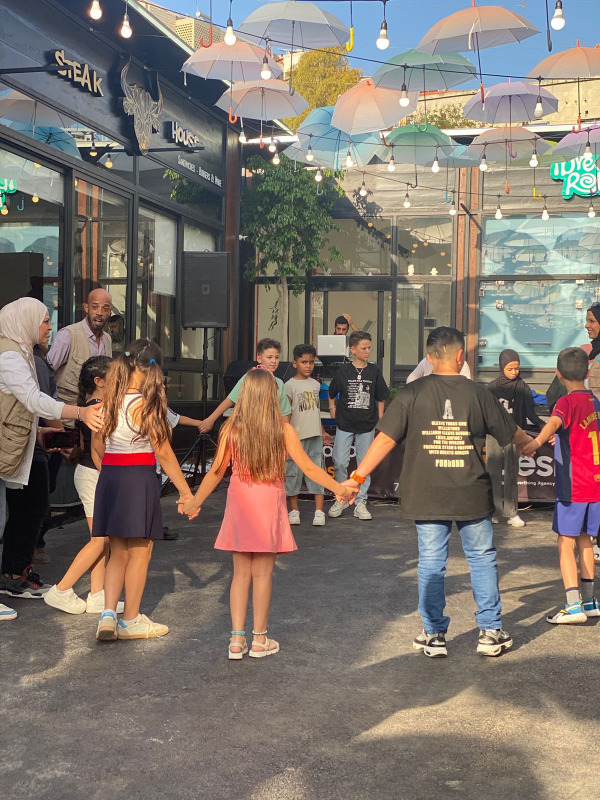 جمعية "أعمالنا" ترسم البسمة على وجوه الأطفال في عيد الأضحى
