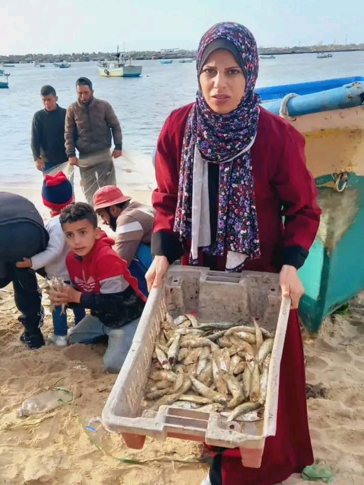 ما سبب تسمية سفينة "مادلين" بهذا الاسم؟