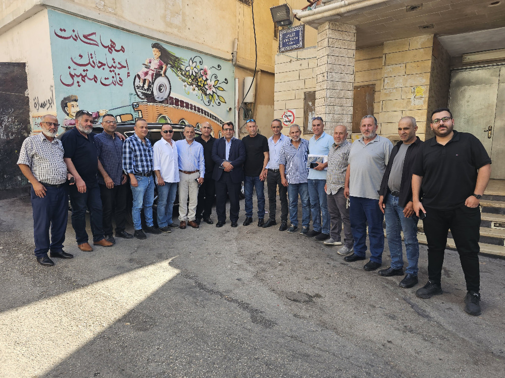 "شؤون اللاجئين" تزور مخيمات الجنوب في الضفة الغربية وتؤكد على تعزيز صمود اللاجئين ودعم "الأونروا"