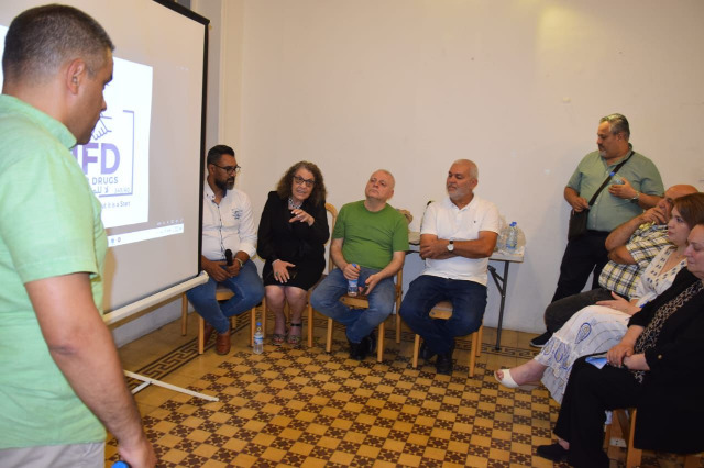 ندوة عن مكافحة المخدرات في جمعية "الرسالة الزرقاء" بالتعاون مع جمعية "لا للمخدرات"