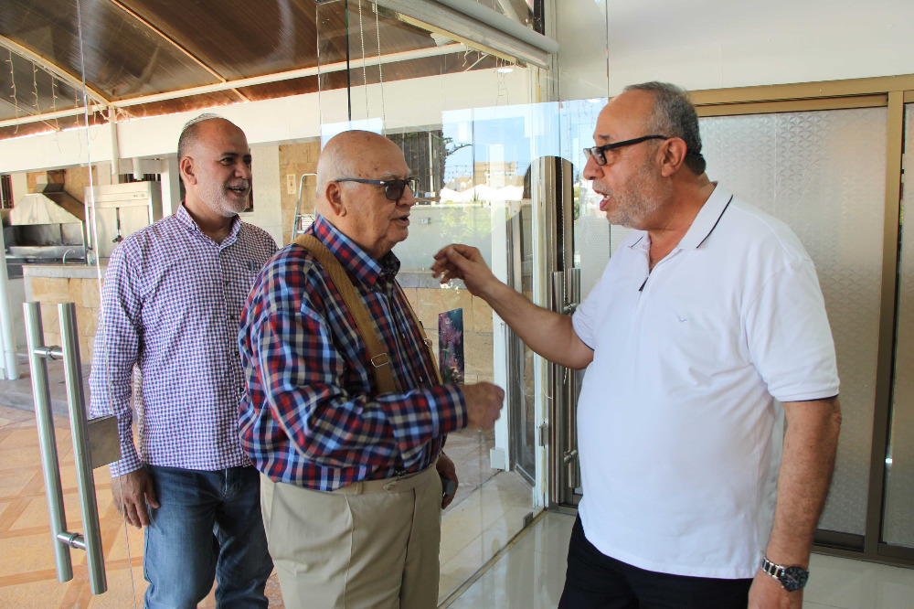 جمعية "جامع البحر" الخيرية تكرّم رؤساء المجالس البلدية لصيدا والجوار