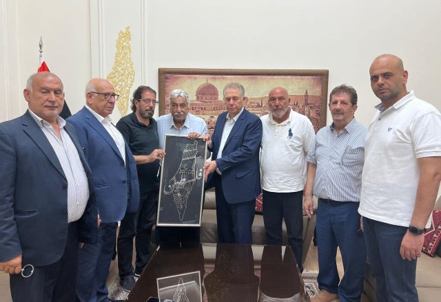 السفير دبور يستقبل وفد تجمع اللجان في زيارة وداعية.. بشور: دبور كان في ادائه حصناً للعلاقات الفلسطينية اللبنانية