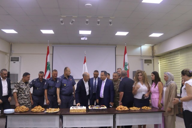 المحافظ ضو يكرّم رؤساء أمنيين وقضائيين في الجنوب: عملنا معًا كعائلة واحدة لخدمة المواطنين