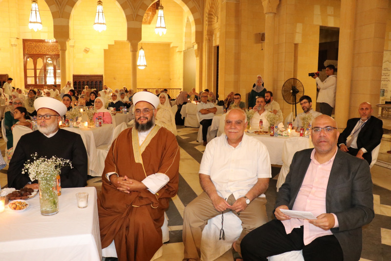 بهية الحريري ترعى تكريم حجاج "حملة السلام" في مجمع مسجد الحاج بهاء الدين الحريري