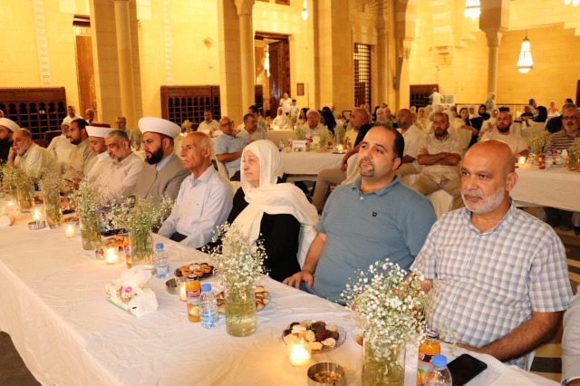 بهية الحريري ترعى تكريم حجاج "حملة السلام" في مجمع مسجد الحاج بهاء الدين الحريري