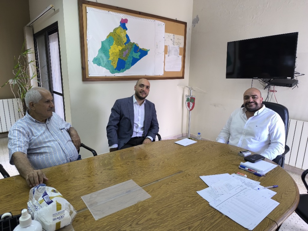 عمر مرجان زار رؤساء بلديات جزين، روم، كفرفالوس و كفرجرة مباركا