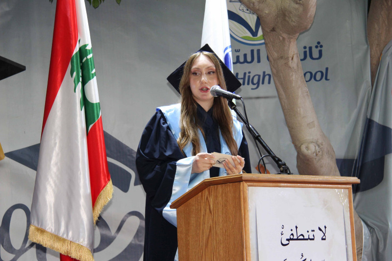 هنري زغيب لطلاب "السفير" في حفل تخريج فوج "الضوء والسداد": حبّات قمح زُرعت في أرض علم فأنبتت سنابل إبداع