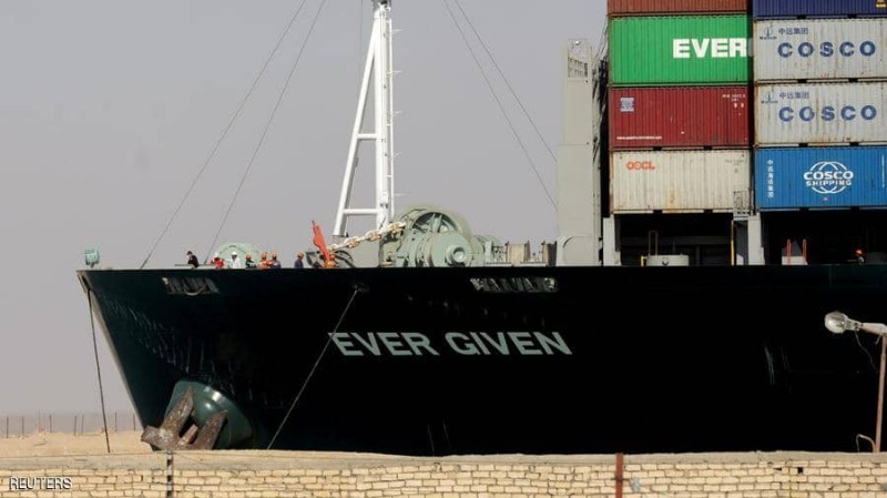 رسميا.. مصر ترفع أمر التحفظ على السفينة "إيفر غيفن"