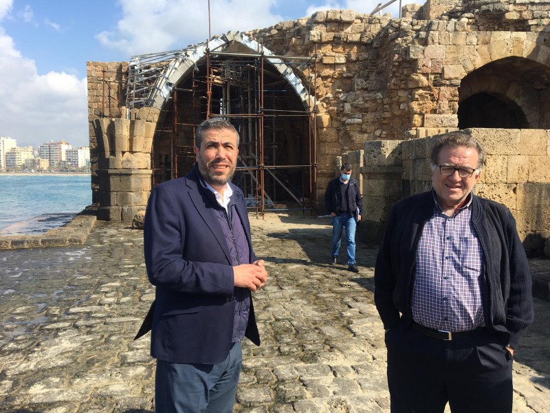 الخوري موفداً من المرتضى الى قلعة صيدا  : الوزير كلف خبراء متخصصين لاجراء تقييم للمشروع