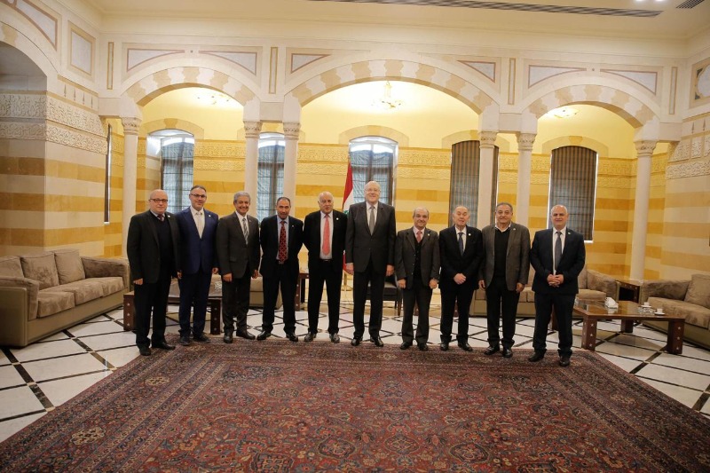 الوفد الكشفي العربي يلتقي رئيس مجلس الوزراء اللبناني