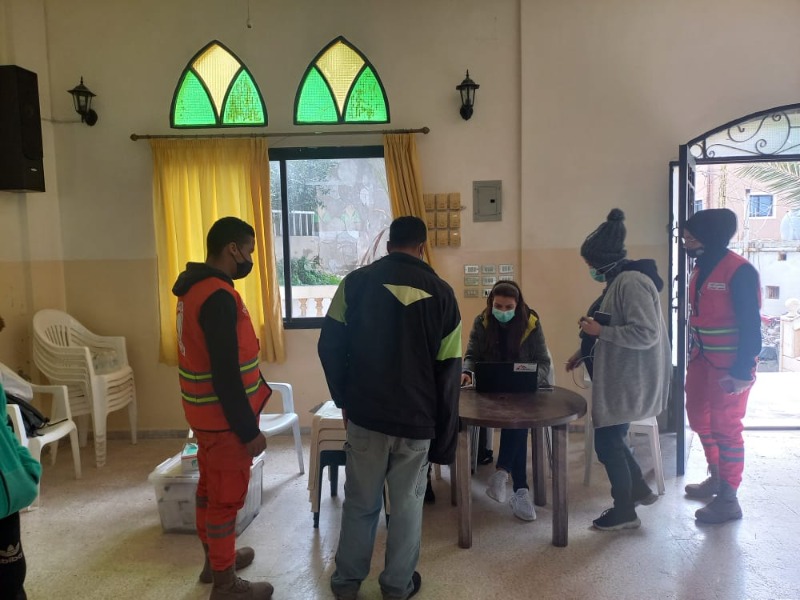 وحدة الإسعاف والطوارئ في مستشفى "الهمشري" و"منظمة أطباء بلا حدود" تجريان حملة صحية في تجمعات أبو الأسود