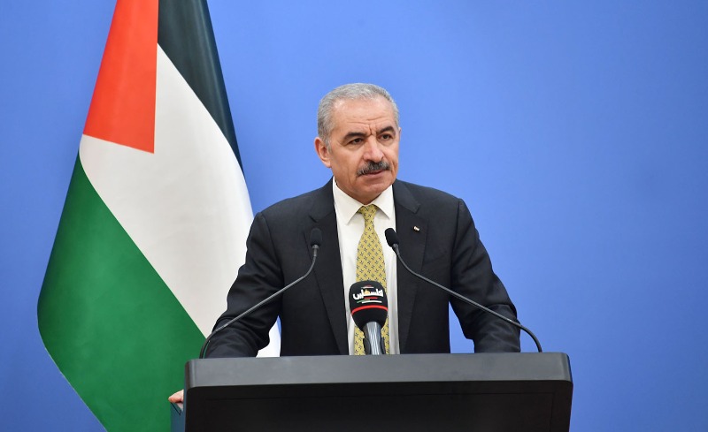 رئيس الوزراء اشتية يدين جريمة نابلس: الاحتلال يواصل سياسة "القتل لأجل القتل"