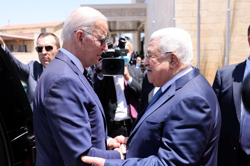بالصور - الرئيس عباس يستقبل نظيره الأميركي في بيت لحم