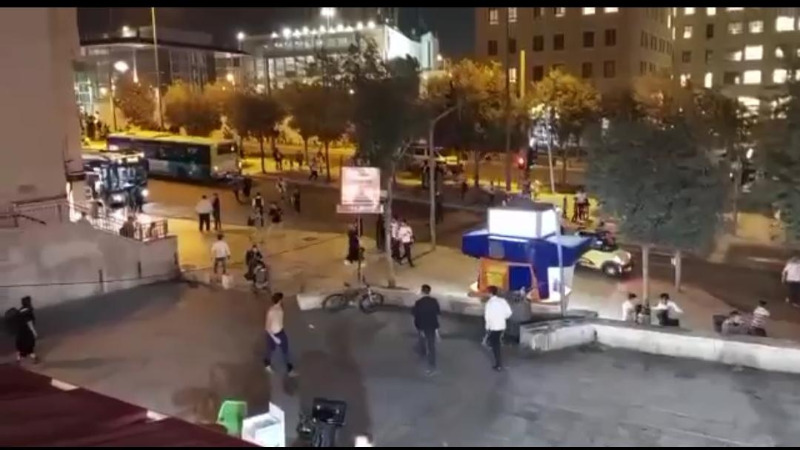 بالفيديو.. مستوطنون يهربون في القدس!