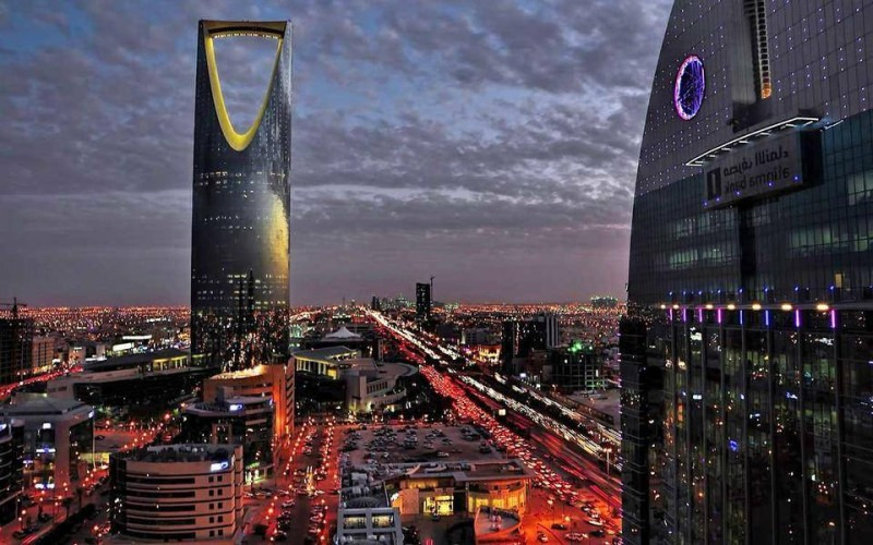 السعودية تعلن إتاحة التأشيرة السياحية الإلكترونية للمقيمين في دول الخليج والحاصلين على تأشيرة أميركا أو بريطانيا أو إحدى دول اتفاقية شنغن