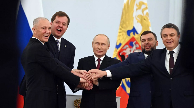 بوتين يوقع اتفاقيات انضمام 4 مناطق جديدة لروسيا.. ويؤكد أن القوة ستحدد مستقبل العالم