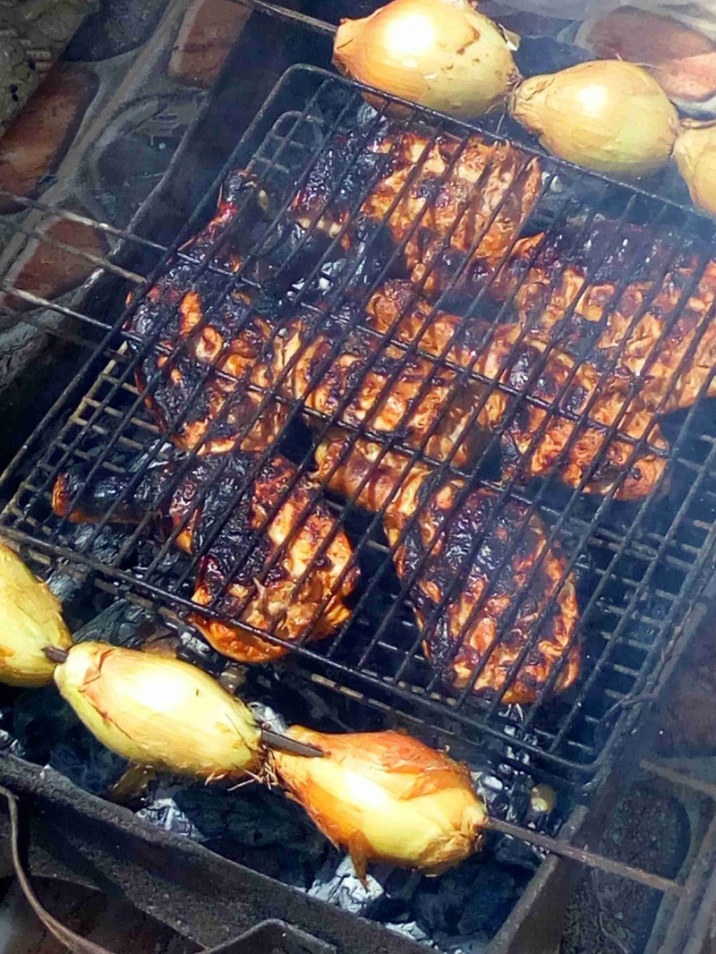 سالمونيلا في الدجاج في أحد مطاعم تعلبايا!