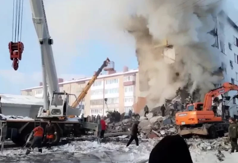 مصرع 9 أشخاص إثر انفجار في مبنى سكني بأقصى شرق روسيا