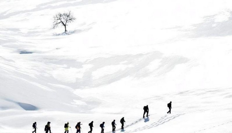 رياضة المشي على الثلج.. مارِسوها في هذه الأماكن اللبنانية الرائعة!