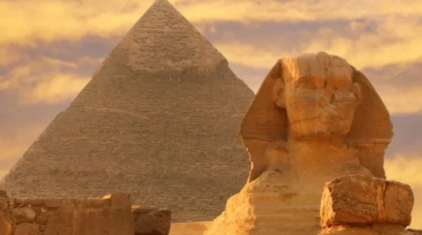 محاولة سرقة تمثال رمسيس في مصر