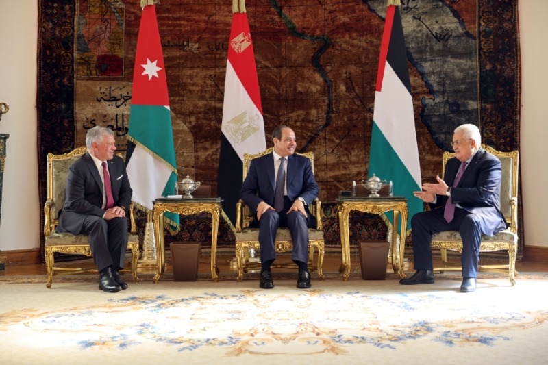 الرئيس عباس أمام القمة الثلاثية: نثمن عاليا موقف الاشقاء في مصر والاردن الداعم لمواقفنا