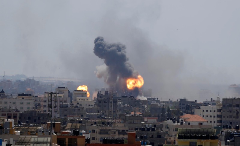 طائرات الاحتلال تشن سلسلة غارات على عدة مواقع في قطاع غزة