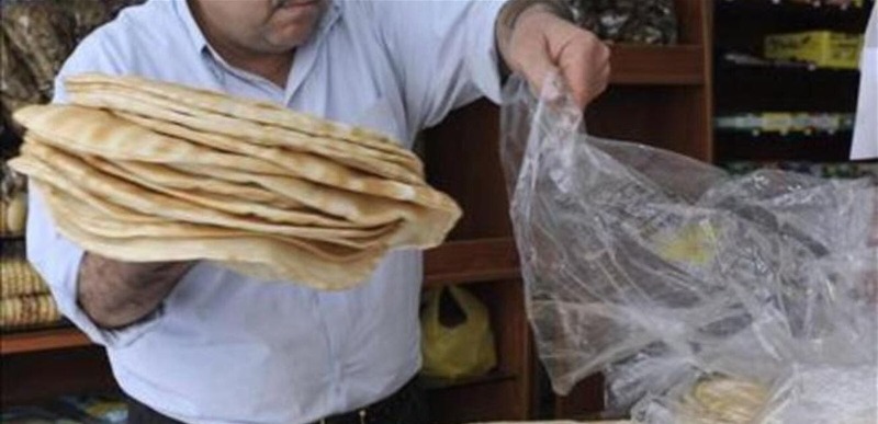 وزارة الاقتصاد تحدد سعر ربطة الخبز