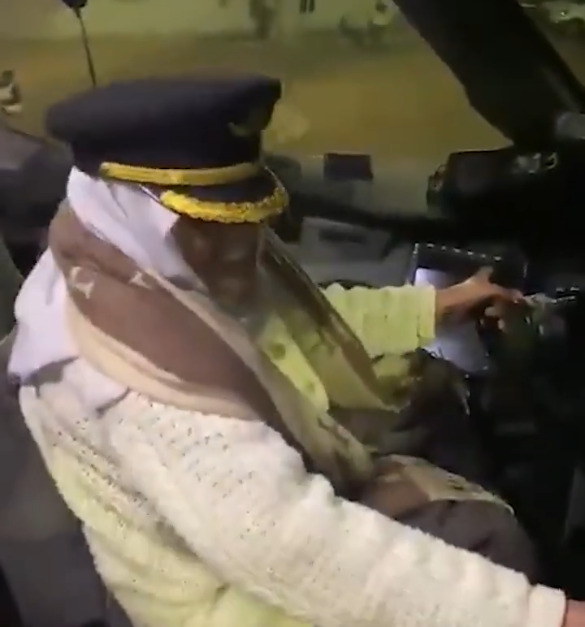 بالفيديو.. طيار أردني يحقق أمنية عجوز فلسطينية برؤية القدس من مقعد القيادة!