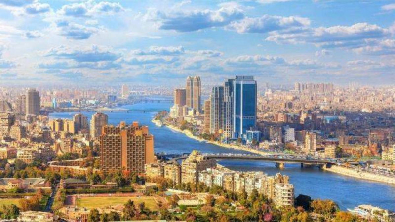 التضخم في مصر يفوق التوقعات ويقفز إلى مستوى تاريخي جديد