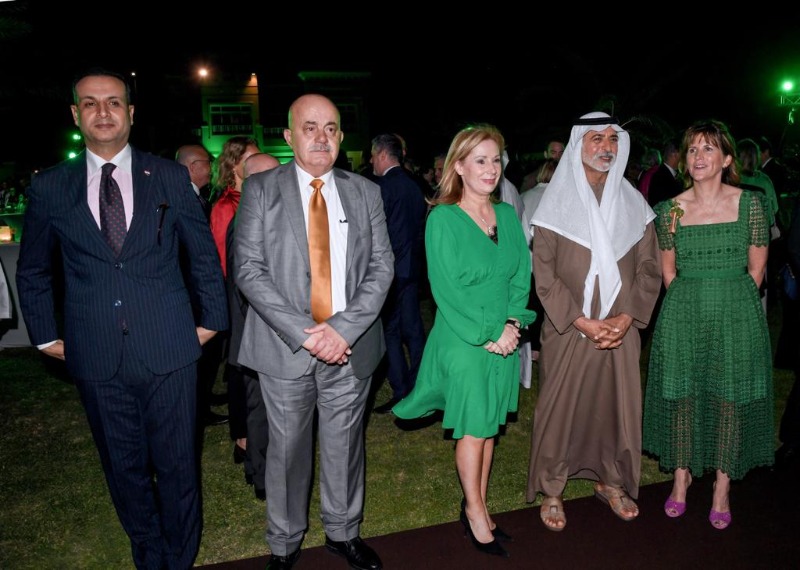 الشيخ نهيان بن مبارك يحضر حفل السفارة الإيرلندية باليوم الوطني