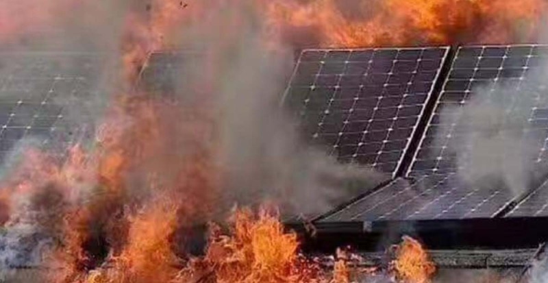 إخماد حريق محول لتخزين الطاقة الشمسية في الكسليك