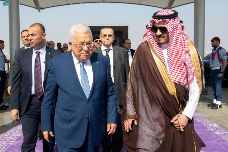 الرئيس عباس يصل جدة للقاء ولي العهد الأمير محمد بن سلمان