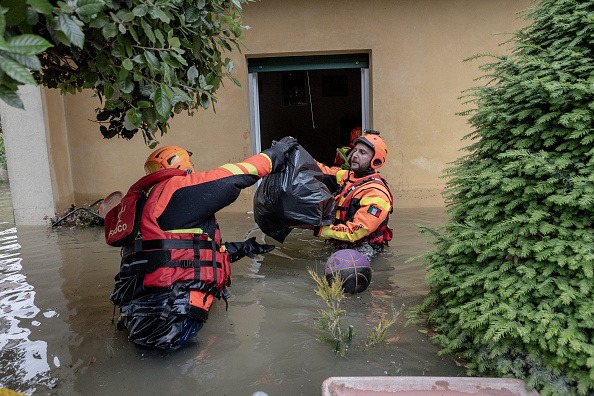 الفيضانات تجبر 36 ألف إيطالي على مغادرة منازلهم!