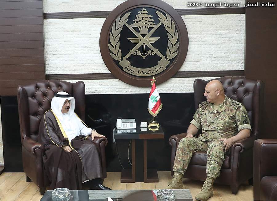 قائد الجيش استقبل سفير قطر واللواء البيسري